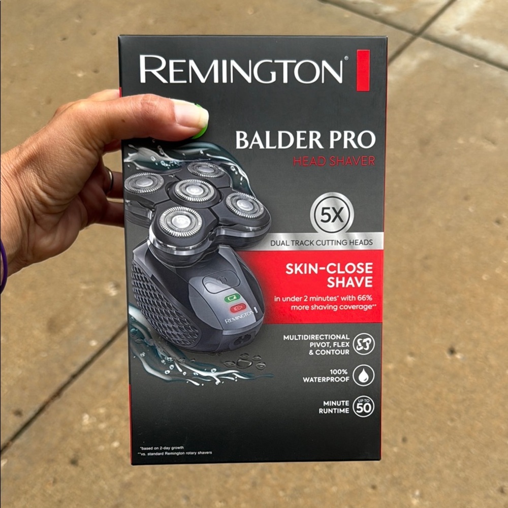 Remington Balder Pro 5X Head Shaver - Black and Gray